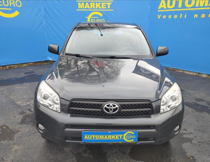 Toyota RAV4 2
