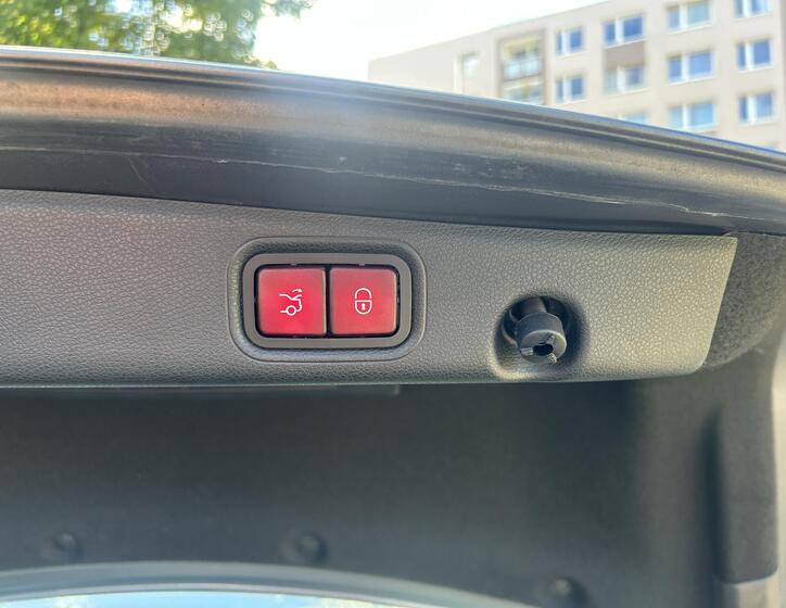 Mercedes-Benz Třídy E 68