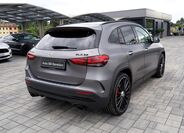 Mercedes-Benz GLA 6