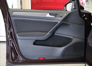 Volkswagen Golf 12