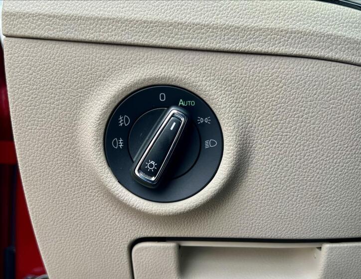 Škoda Superb 43