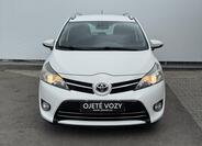 Toyota Verso 2
