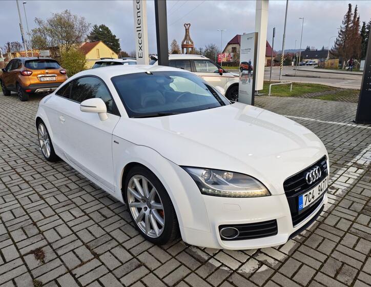 Audi TT 8