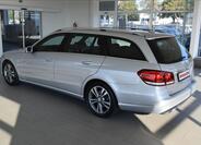 Mercedes-Benz Třídy E 8