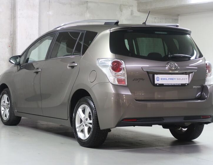 Toyota Verso 7
