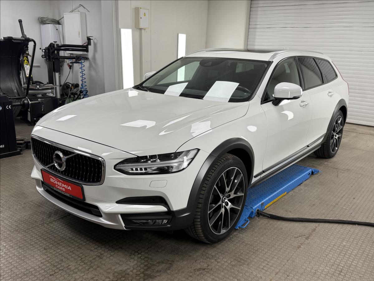 Volvo V90