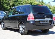 Opel Zafira 7
