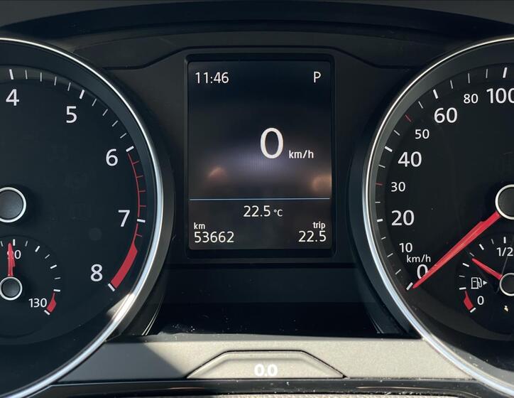 Volkswagen Passat 10