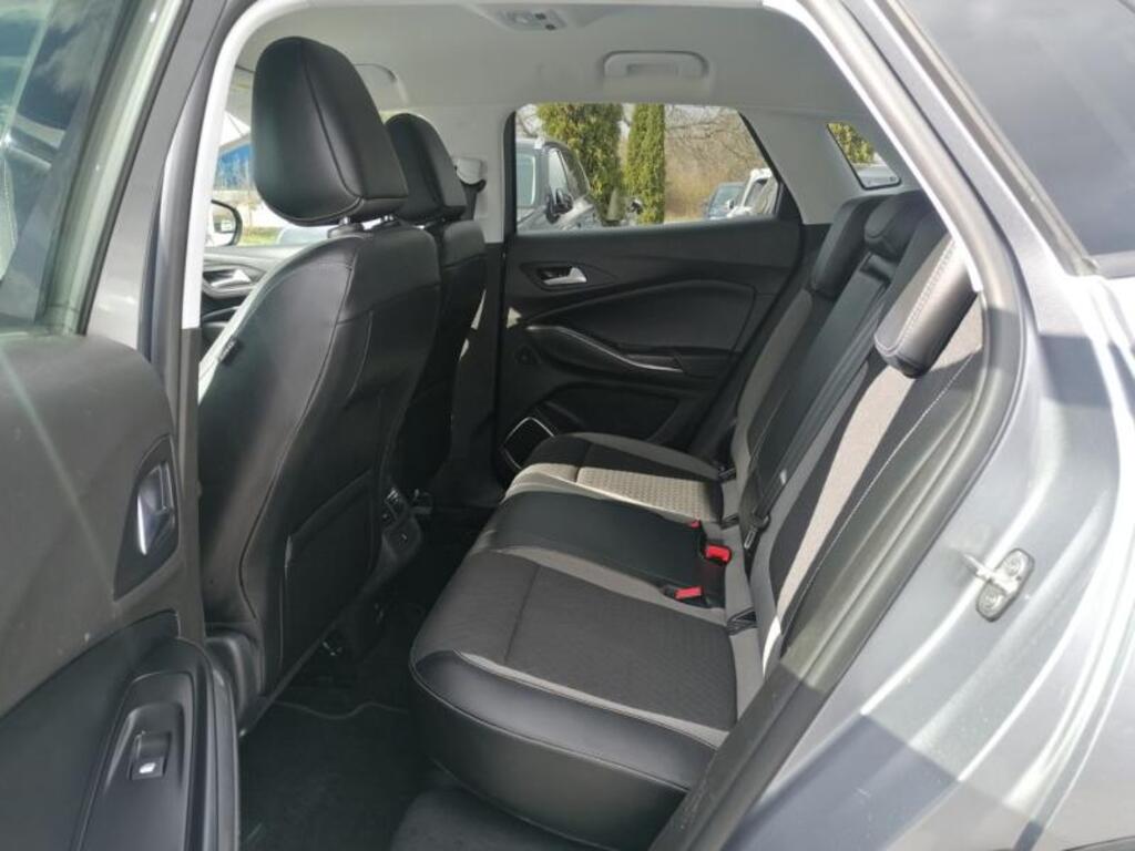 Opel Grandland X 11