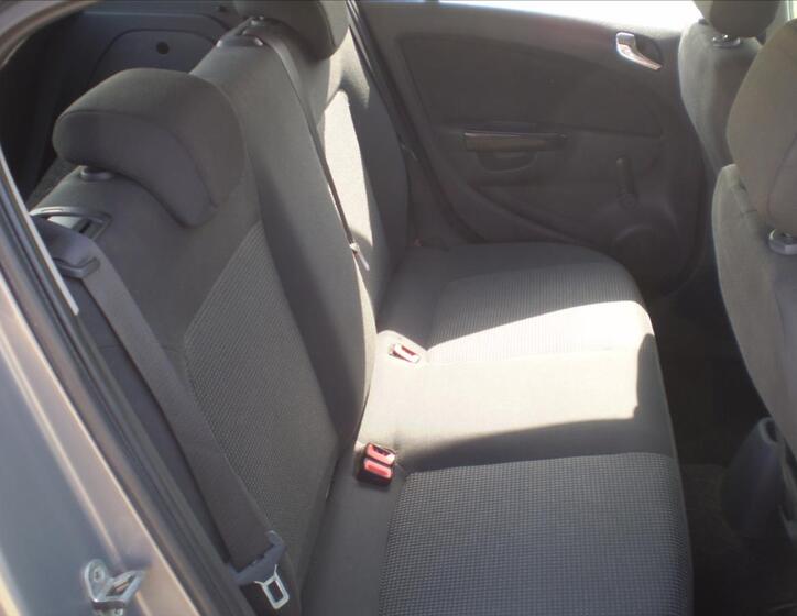 Opel Corsa 13
