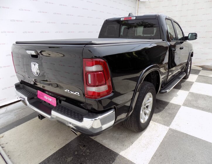 Dodge RAM 1500 4
