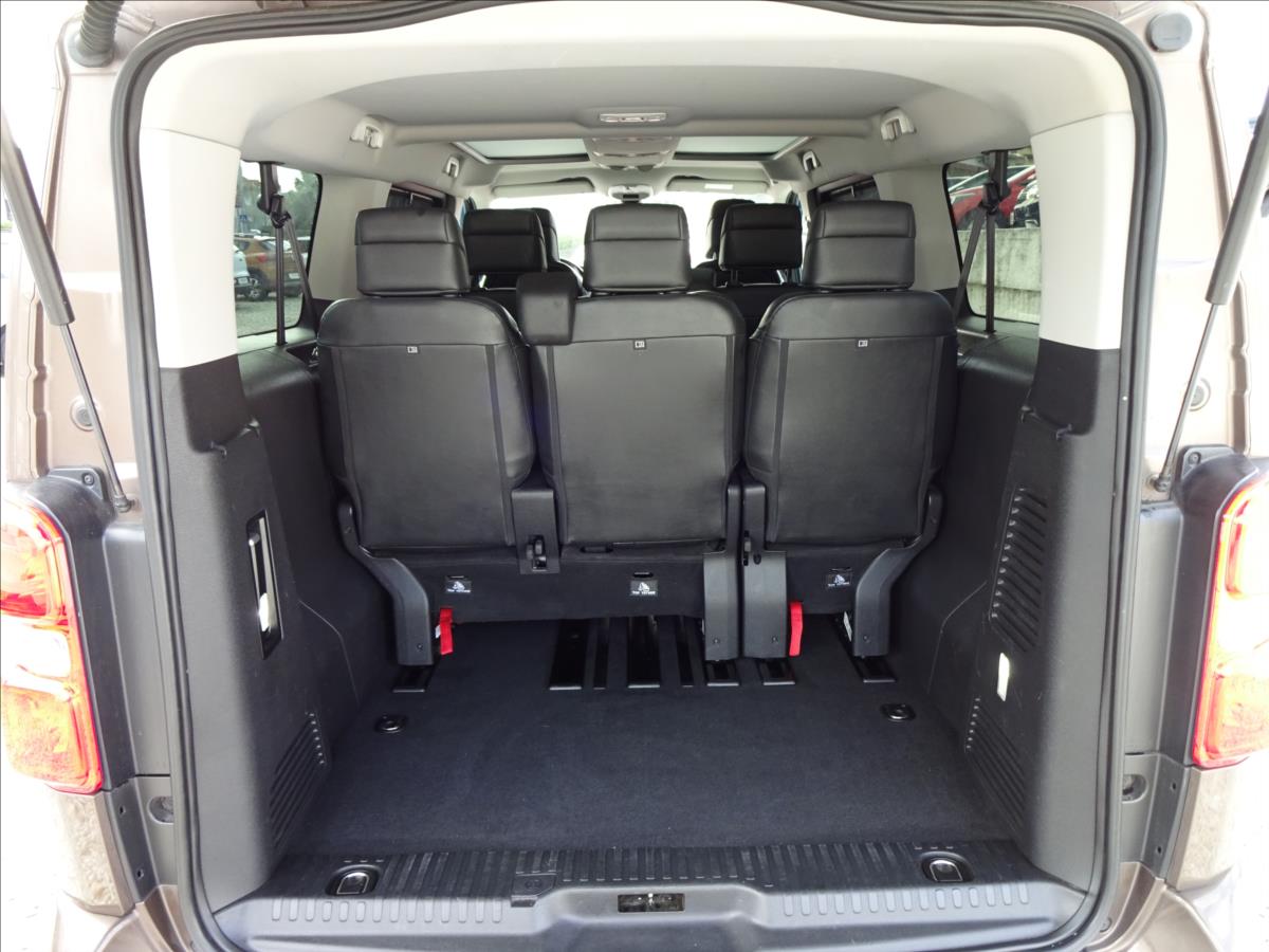 Peugeot Traveller