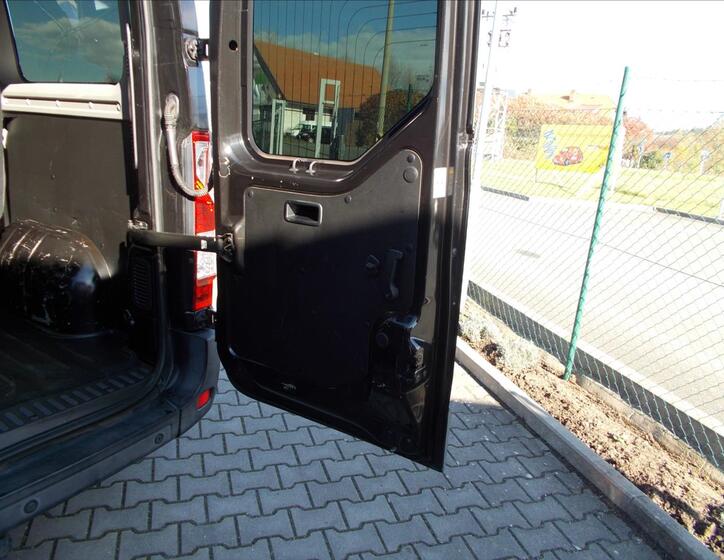 Opel Movano 17