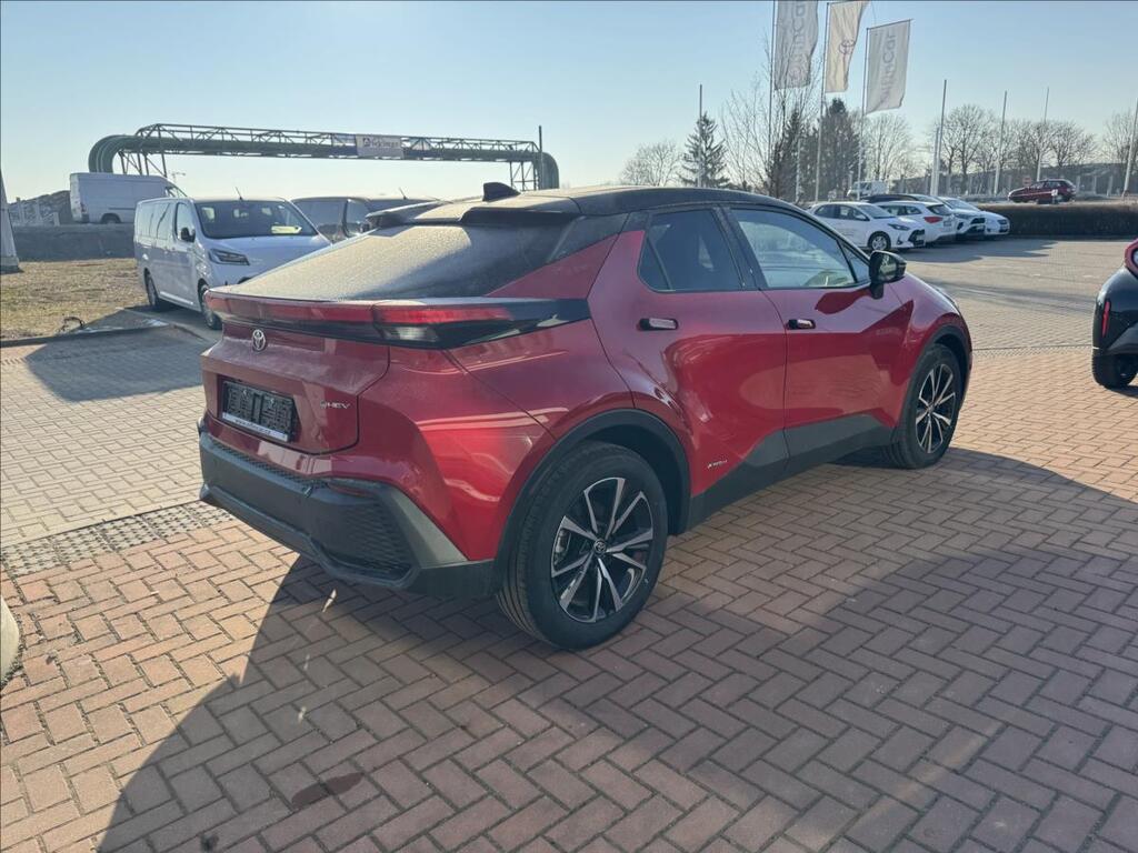 Toyota C-HR 5