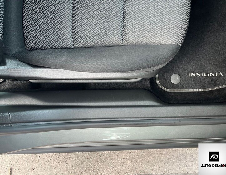 Opel Insignia 31