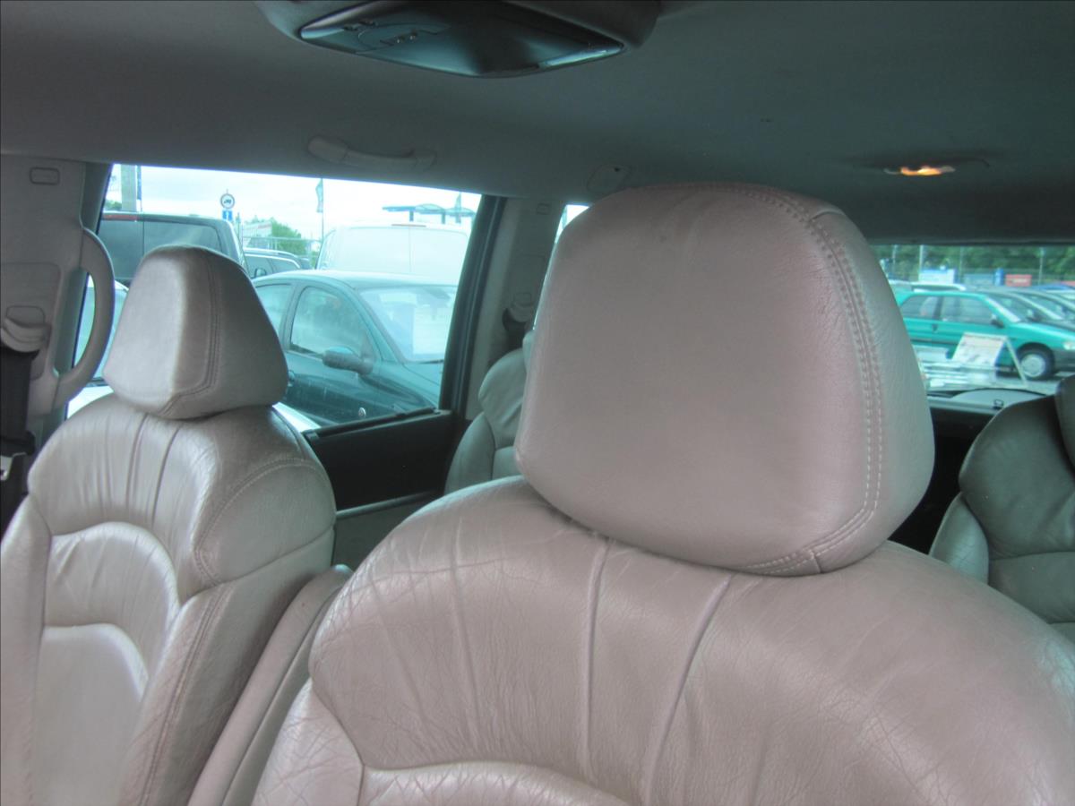 Peugeot 807