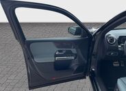 Mercedes-Benz GLB 9