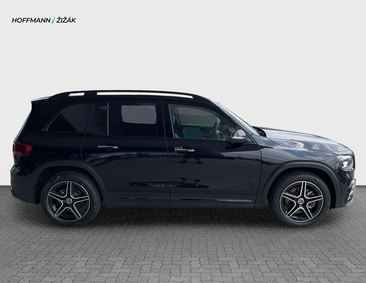 Mercedes-Benz GLB 4