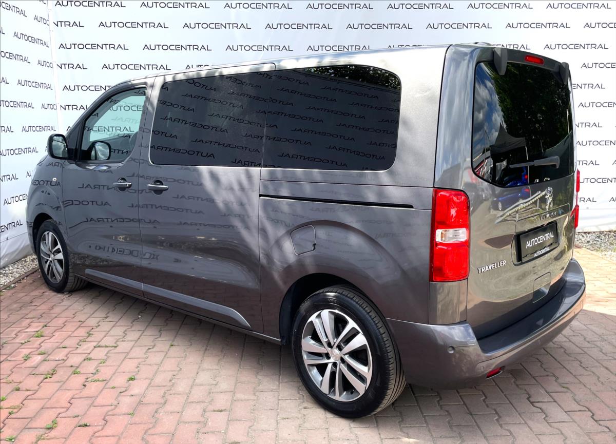 Peugeot Traveller