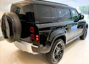 Land Rover Defender 4
