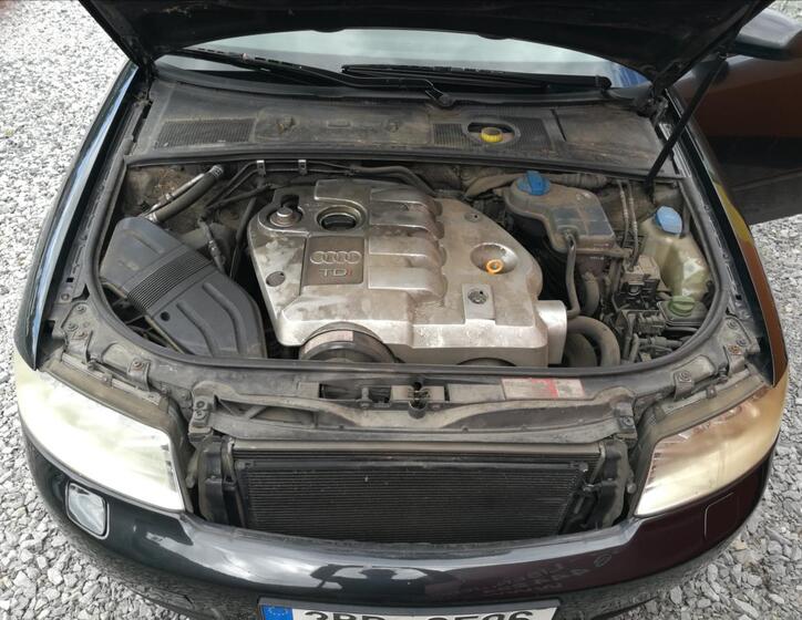 Audi A4 11