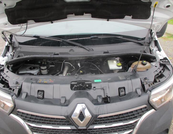 Renault Master 17