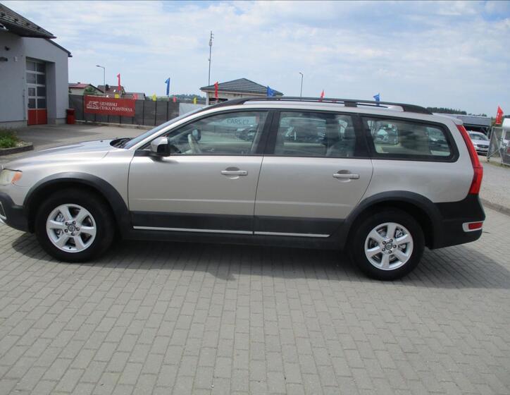 Volvo XC70 2