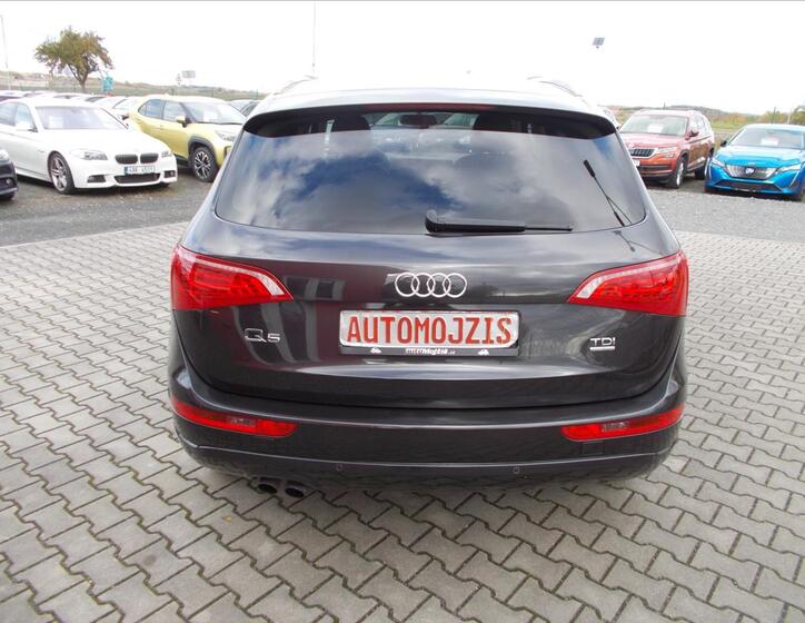 Audi Q5 8