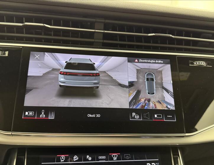 Audi Q8 22