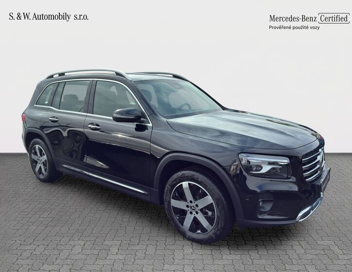 Mercedes-Benz GLB 4