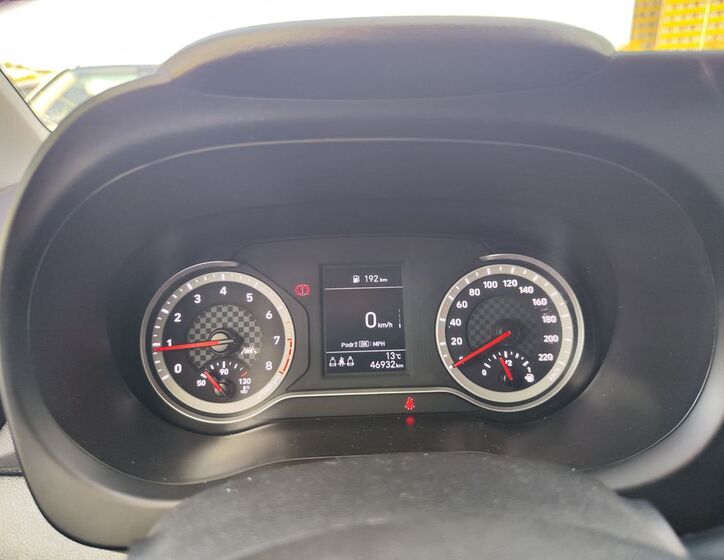 Hyundai i10 14