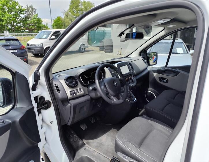 Renault Trafic 6