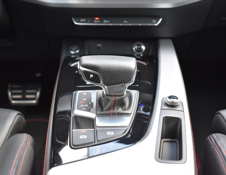 Audi A4 18