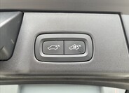 Volvo V90 33
