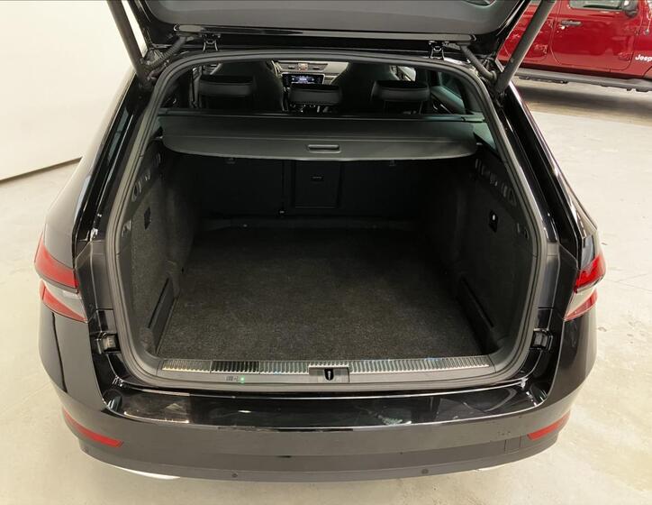Škoda Superb 36