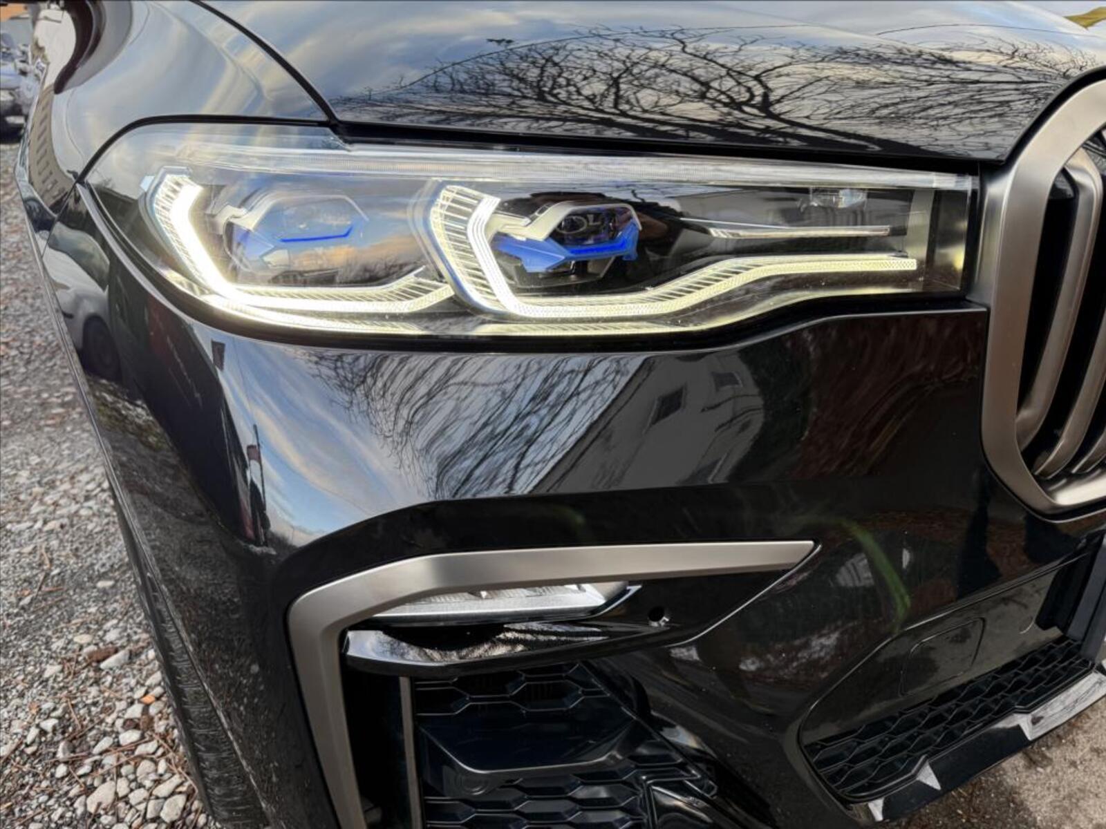 BMW X7 46