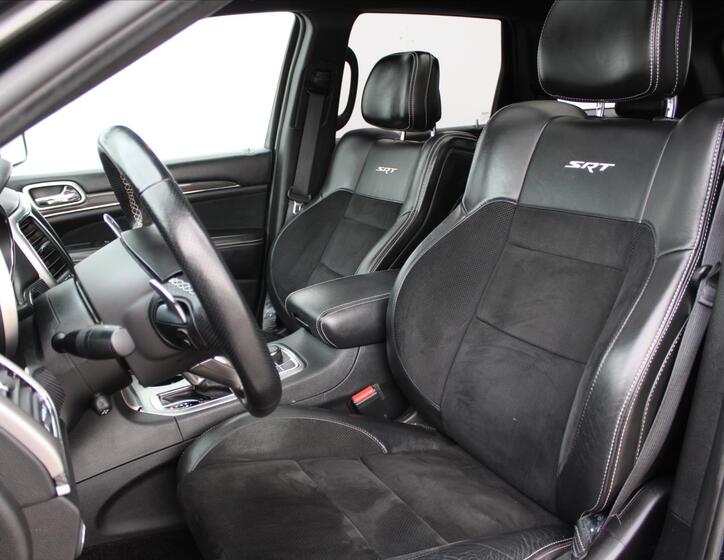 Jeep Grand Cherokee 20