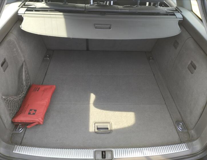 Audi A4 14