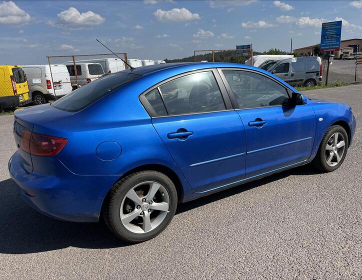 Mazda 3 5