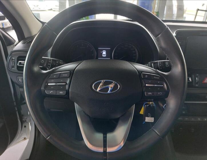 Hyundai i30 12