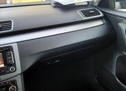 Volkswagen Passat 36