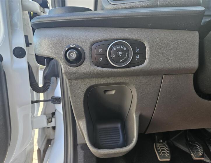 Ford Transit 10