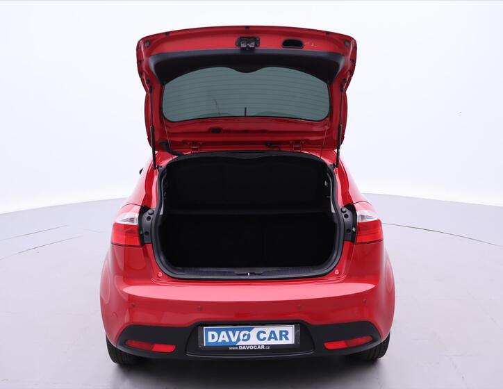 KIA Rio 9