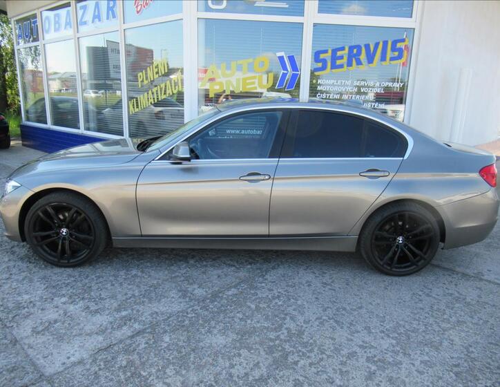BMW Řada 3 8