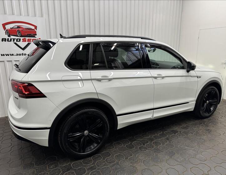 Volkswagen Tiguan 9
