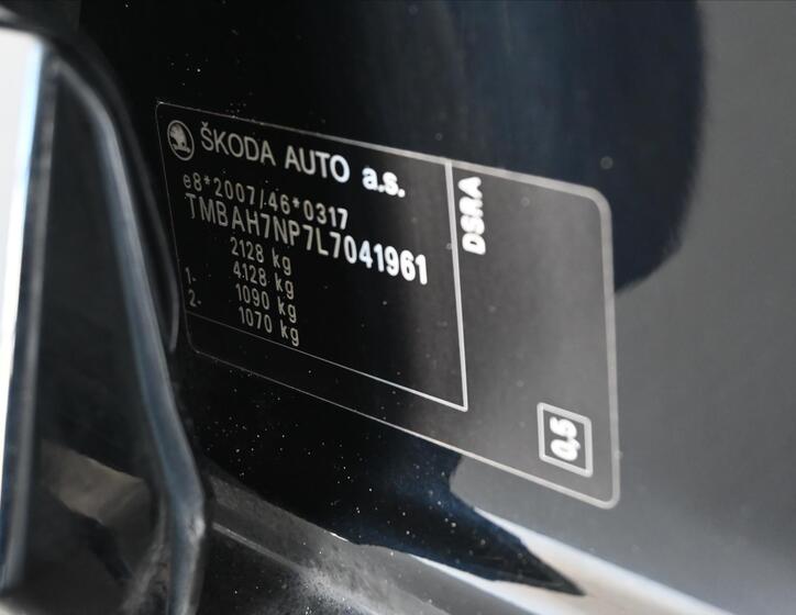 Škoda Superb 8