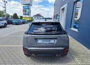 Peugeot 2008 4