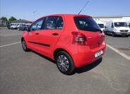 Toyota Yaris 5