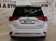 Mitsubishi Outlander 5