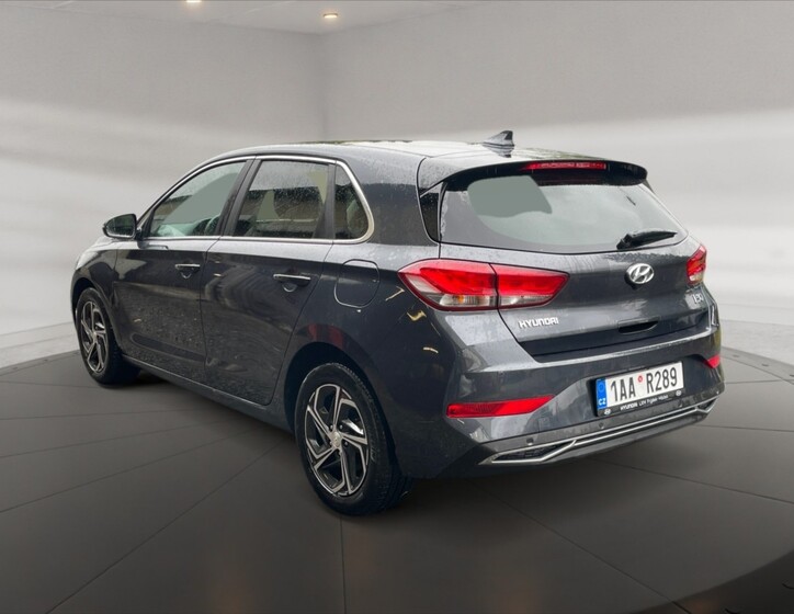 Hyundai i30 4